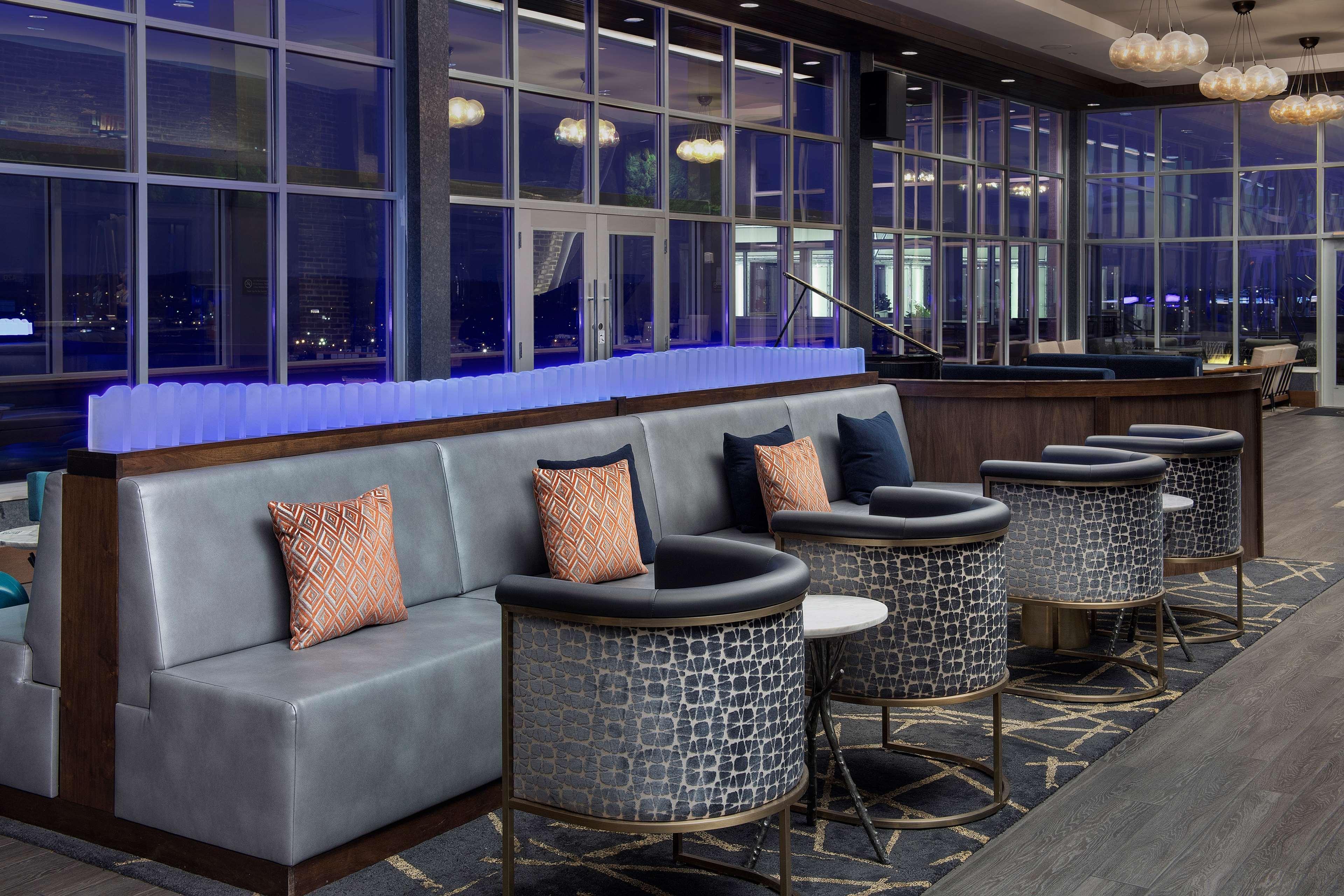 Embassy Suites By Hilton Knoxville Downtown Exteriér fotografie