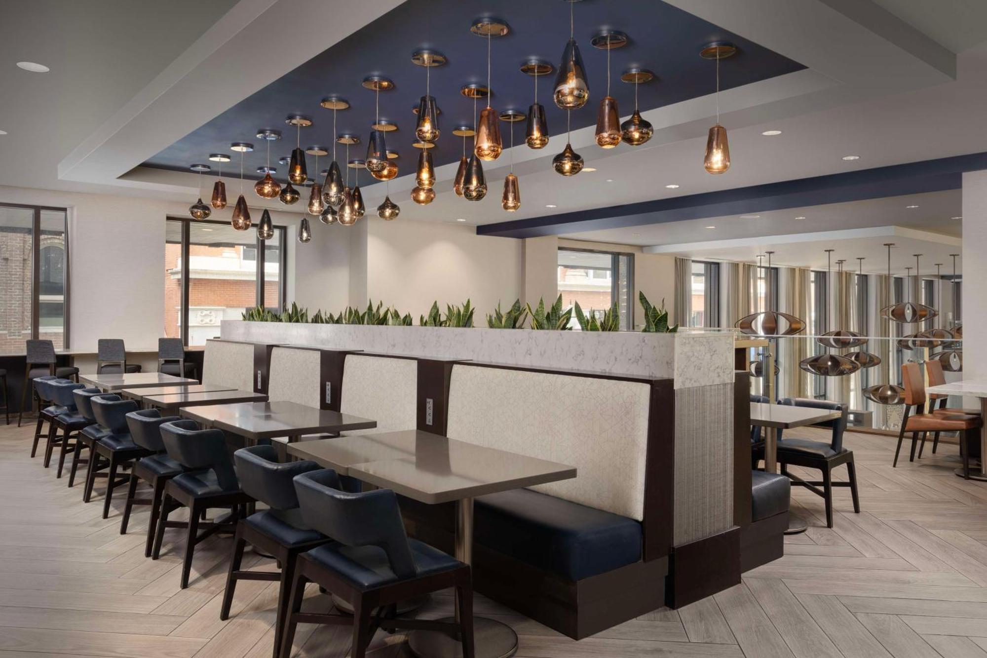 Embassy Suites By Hilton Knoxville Downtown Exteriér fotografie